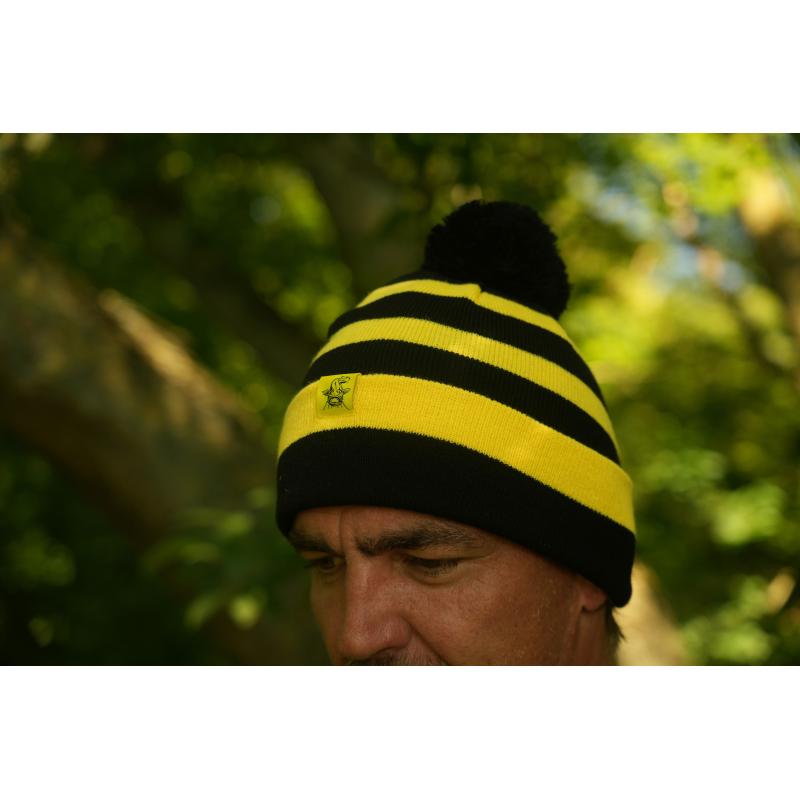 BlackCat Bobble Hat